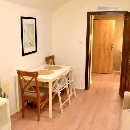 Apartment Chic Flat With Central Location