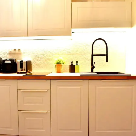 Chic Flat With Central Location *